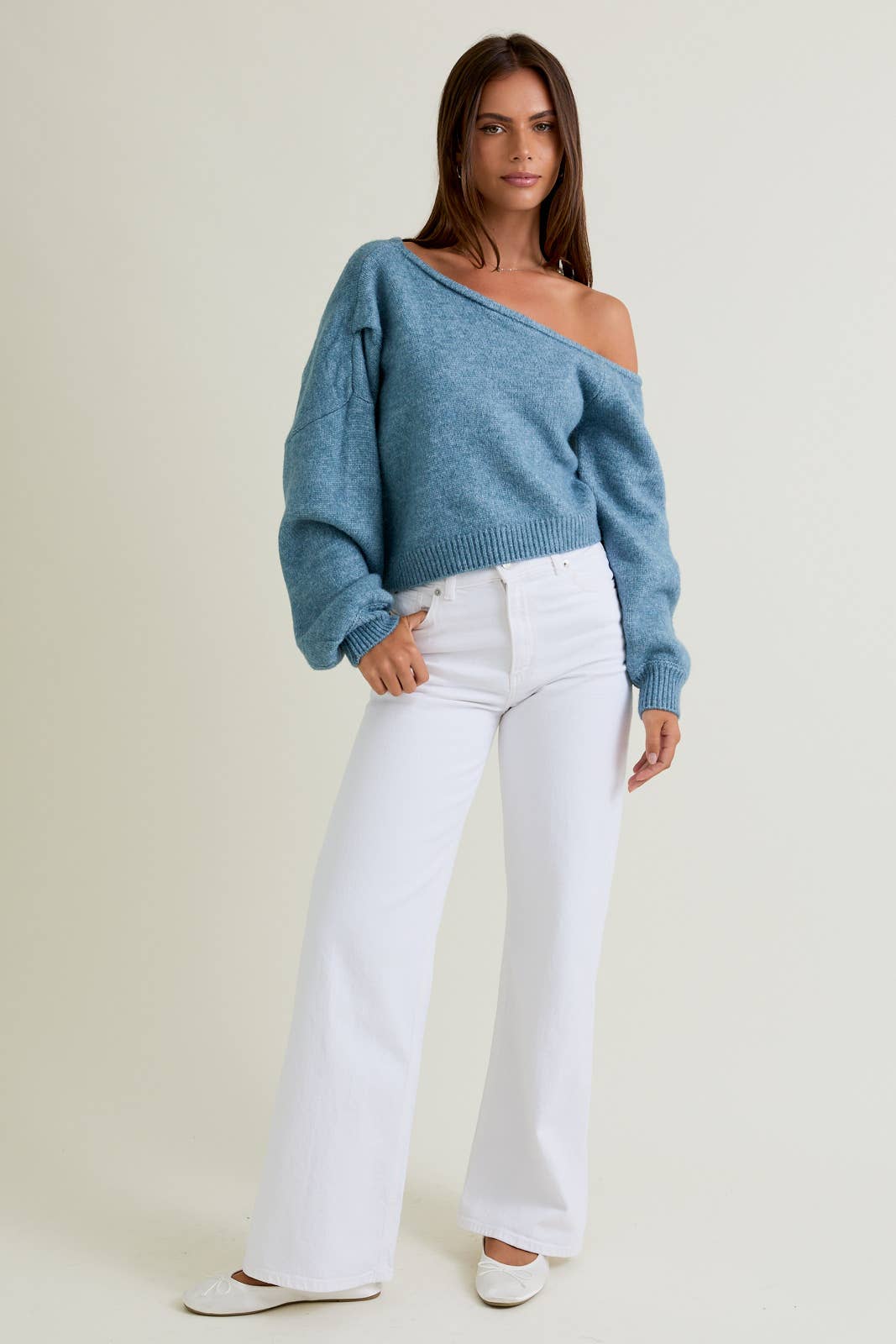 OFF SHOULDER SWEATER