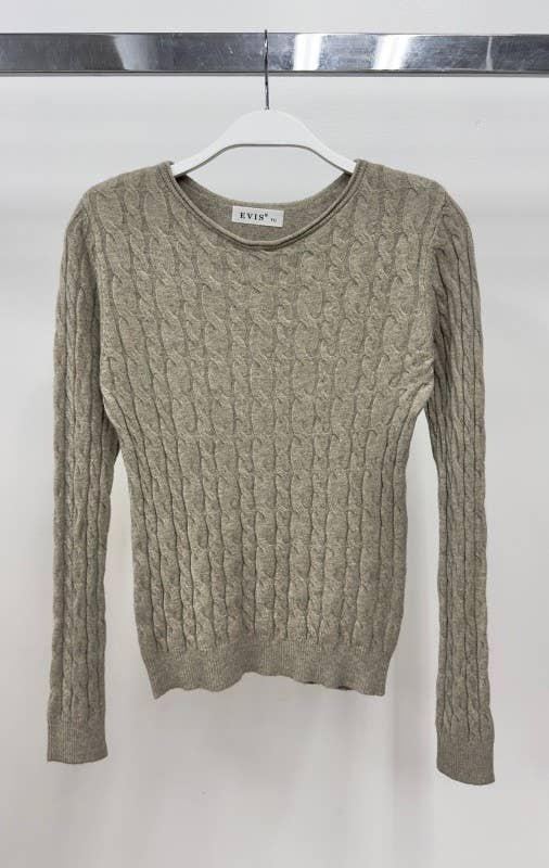 CABLE KNIT TOP